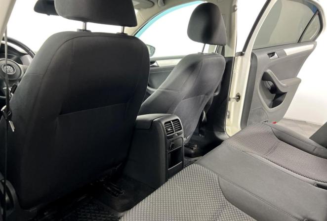 Volkswagen Jetta V с пробегом 2011 года, цена 650 000 рублей, 240000 км, седан, Автокод Объявления