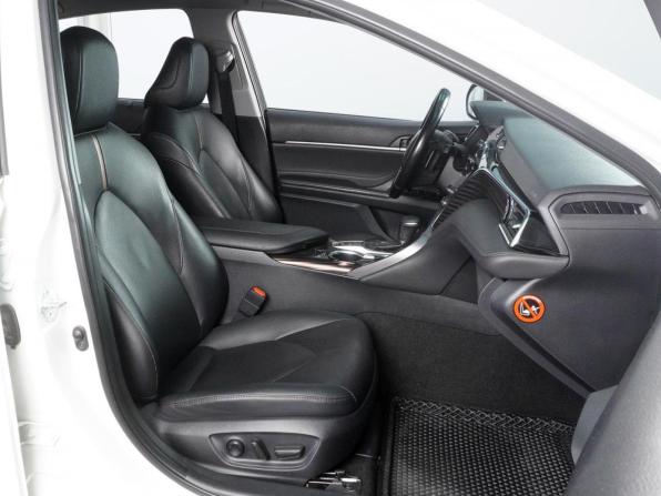 Toyota Camry VIII (XV70) с пробегом 2019 года, цена 2 679 000 рублей, 186211 км, седан, Автокод Объявления