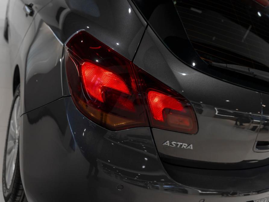 Opel Astra J Москва  - изображение 23