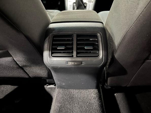 Volkswagen Golf VII с пробегом 2013 года, цена 920 000 рублей, 163639 км, хэтчбек, Автокод Объявления