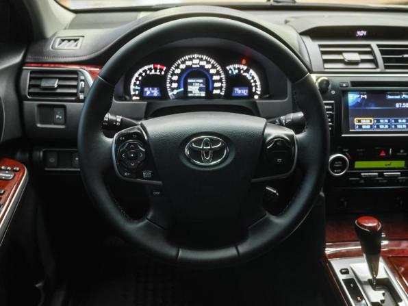 Toyota Camry VII (XV50) с пробегом 2014 года, цена 1 899 000 рублей, 179733 км, седан, Автокод Объявления