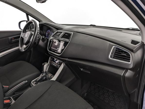 Suzuki SX4 II (S-Cross) Рестайлинг с пробегом 2018 года, цена 1 385 500 рублей, 236939 км, хэтчбек, Автокод Объявления