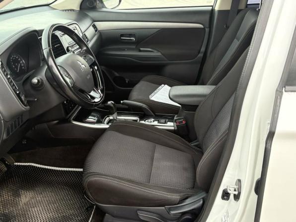 Mitsubishi Outlander III Рестайлинг 2 с пробегом 2017 года, цена 1 746 000 рублей, 137545 км, внедорожник, Автокод Объявления