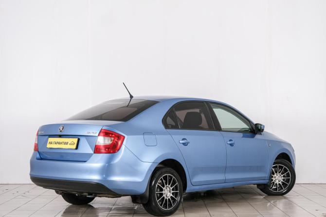 Skoda Rapid I с пробегом 2014 года, цена 749 000 рублей, 275050 км, лифтбек, Автокод Объявления