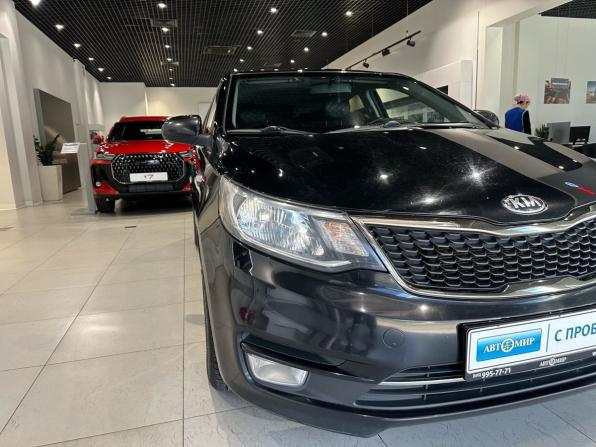Kia Rio III Рестайлинг с пробегом 2015 года, цена 945 000 рублей, 100802 км, седан, Автокод Объявления