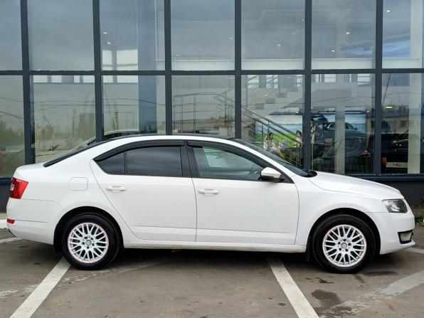 Skoda Octavia III (A7) с пробегом 2014 года, цена 849 000 рублей, 284624 км, лифтбек, Автокод Объявления