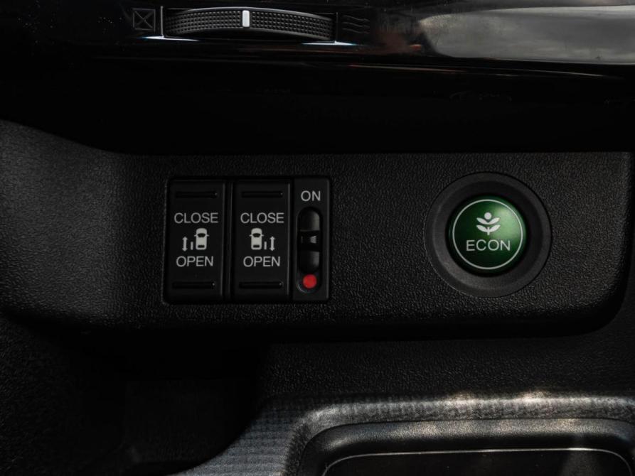 Honda Stepwgn V Рестайлинг Краснодар  - изображение 21