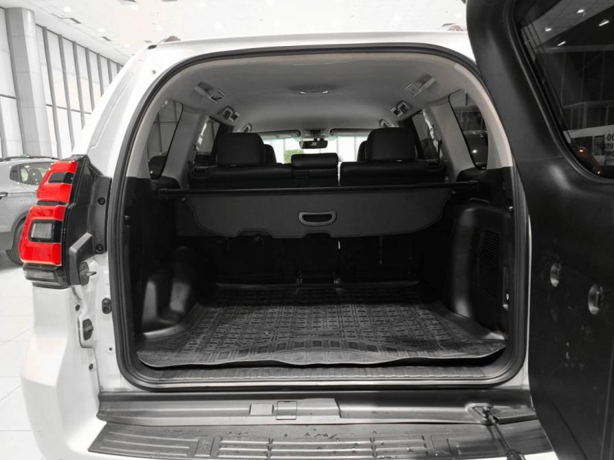 Toyota Land Cruiser Prado 150 Series Рестайлинг 2 Казань  - изображение 12