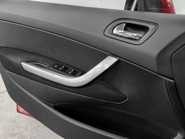 Peugeot 308 I с пробегом 2011 года, цена 600 000 рублей, 114000 км, хэтчбек, Автокод Объявления