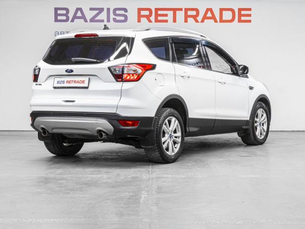 Ford Kuga II Рестайлинг с пробегом 2017 года, цена 1 839 000 рублей, 187457 км, внедорожник, Автокод Объявления