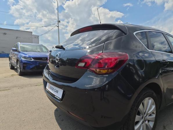 Opel Astra J с пробегом 2012 года, цена 640 000 рублей, 164872 км, хэтчбек, Автокод Объявления