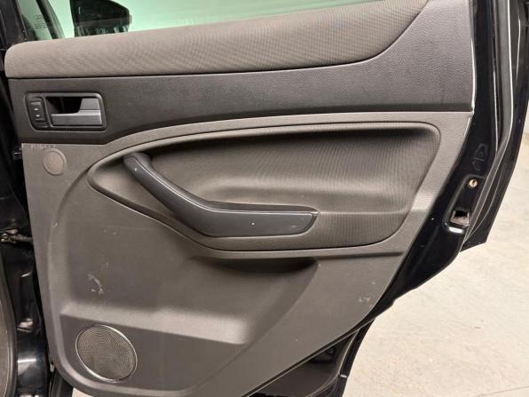 Ford Kuga I с пробегом 2012 года, цена 830 000 рублей, 313873 км, внедорожник, Автокод Объявления