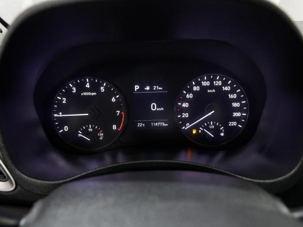 Hyundai Solaris II с пробегом 2018 года, цена 1 295 000 рублей, 114715 км, седан, Автокод Объявления