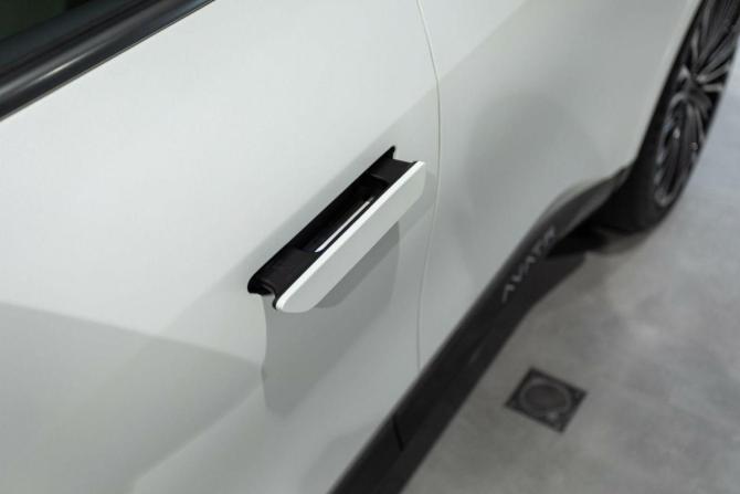Новый Avatr 11 I 2025 года, цена 7 990 000 рублей, внедорожник, Автокод Объявления