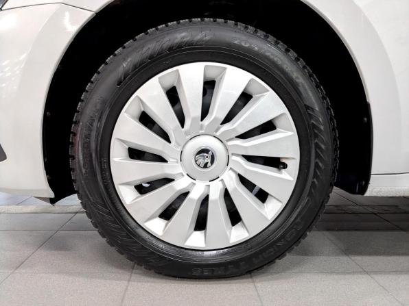 Skoda Octavia IV (A8) с пробегом 2021 года, цена 2 190 000 рублей, 65726 км, лифтбек, Автокод Объявления