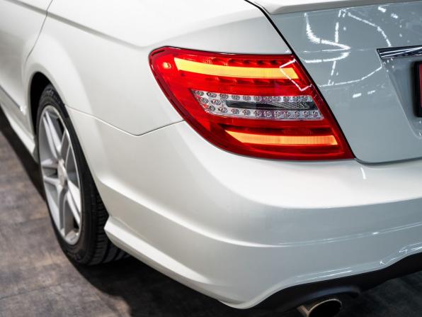 Mercedes-Benz C-Класс III (W204) Рестайлинг с пробегом 2012 года, цена 1 350 000 рублей, 121902 км, седан, Автокод Объявления