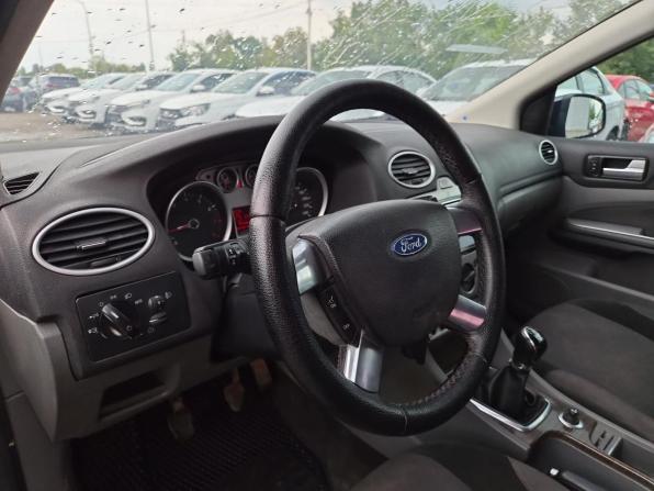 Ford Focus II Рестайлинг с пробегом 2008 года, цена 577 000 рублей, 137252 км, седан, Автокод Объявления