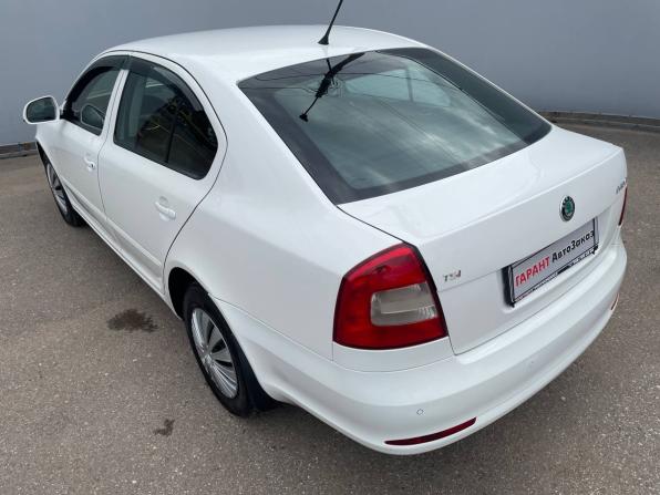 Skoda Octavia II (A5) Рестайлинг с пробегом 2012 года, цена 810 000 рублей, 239990 км, лифтбек, Автокод Объявления