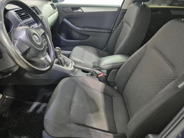 Volkswagen Jetta VI с пробегом 2012 года, цена 665 000 рублей, 320000 км, седан, Автокод Объявления