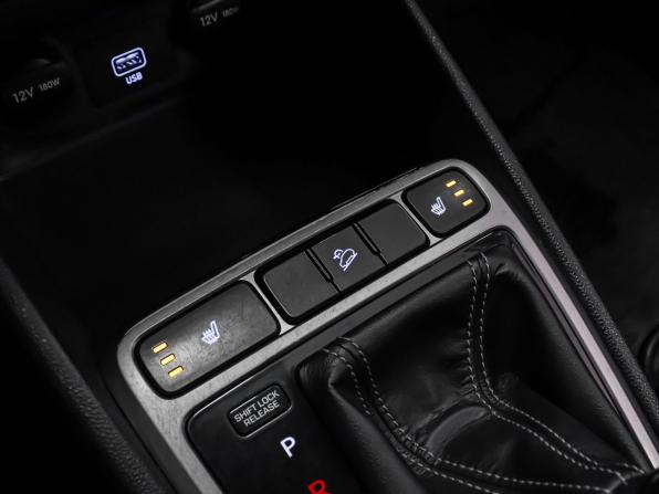Hyundai Creta I Рестайлинг с пробегом 2021 года, цена 1 899 000 рублей, 85843 км, внедорожник, Автокод Объявления