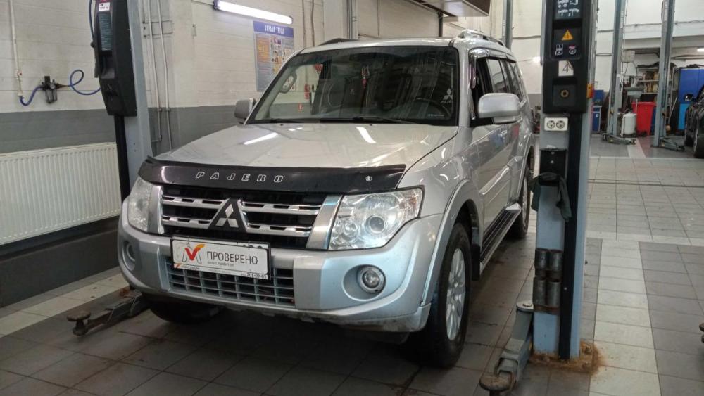 Mitsubishi Pajero IV Рестайлинг 1 Санкт-Петербург  - изображение 1