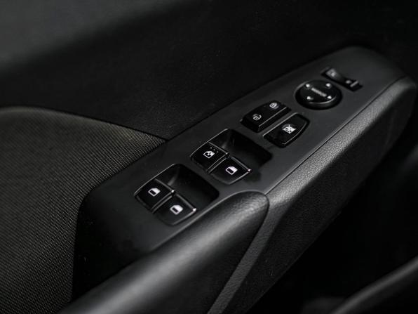 Hyundai Solaris II с пробегом 2018 года, цена 1 130 000 рублей, 112346 км, седан, Автокод Объявления