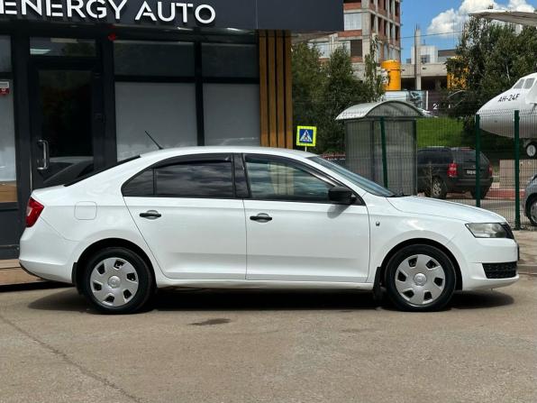 Skoda Rapid I с пробегом 2014 года, цена 800 000 рублей, 201513 км, универсал, Автокод Объявления