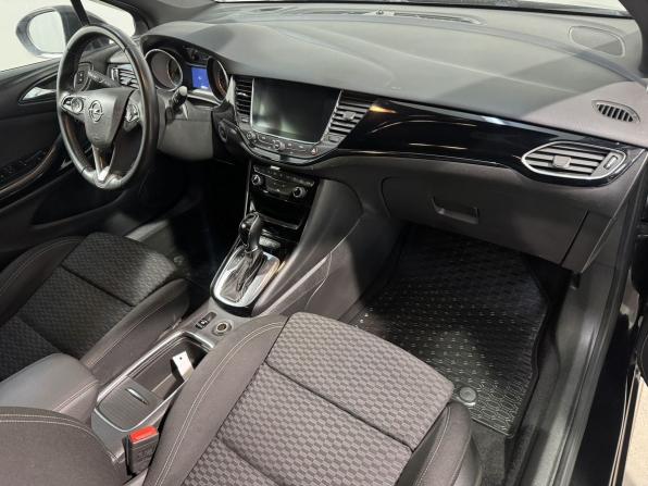 Opel Astra K с пробегом 2018 года, цена 1 299 800 рублей, 156000 км, универсал, Автокод Объявления