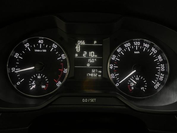 Skoda Octavia III (A7) Рестайлинг с пробегом 2017 года, цена 1 176 000 рублей, 174832 км, лифтбек, Автокод Объявления