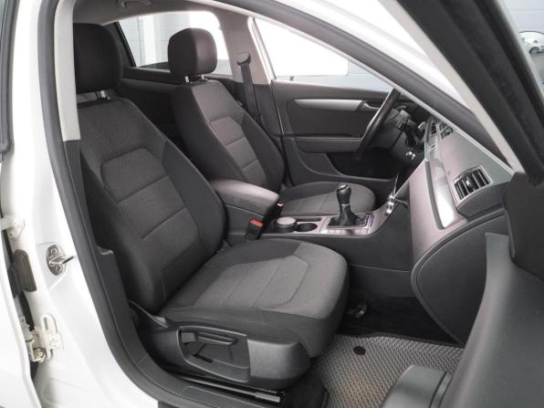Volkswagen Passat B7 с пробегом 2012 года, цена 1 539 000 рублей, 128704 км, седан, Автокод Объявления