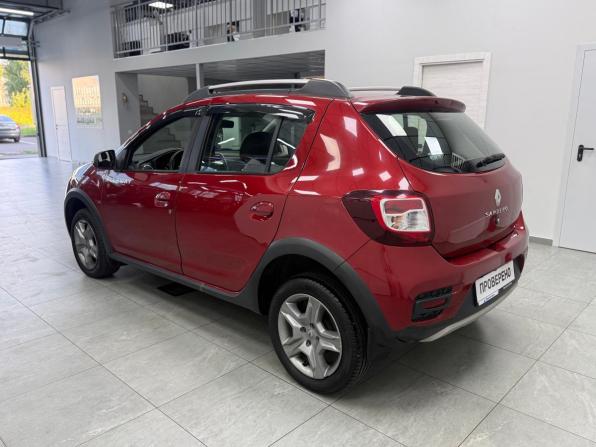 Renault Sandero II Рестайлинг с пробегом 2019 года, цена 940 000 рублей, 176500 км, хэтчбек, Автокод Объявления