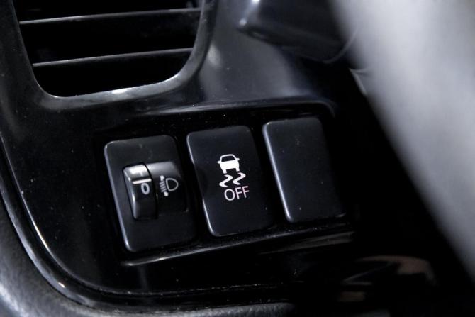 Mitsubishi Outlander III с пробегом 2012 года, цена 990 000 рублей, 336000 км, внедорожник, Автокод Объявления