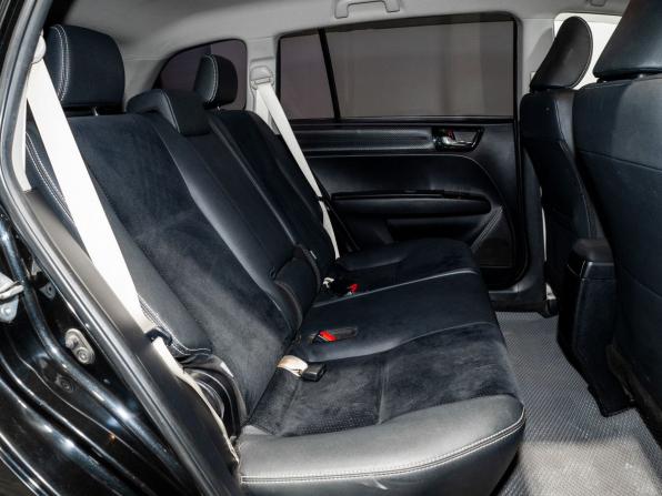 Toyota Corolla XI (E160 E170 E180) с пробегом 2013 года, цена 1 250 000 рублей, 104623 км, универсал, Автокод Объявления