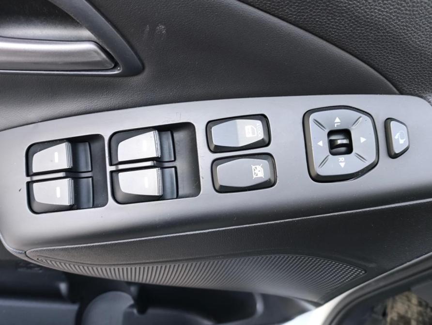 Hyundai ix35 I Рестайлинг Белгород  - изображение 8