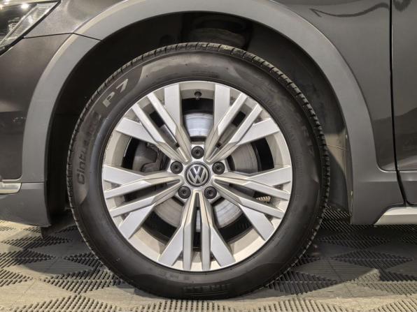 Volkswagen Passat B8 с пробегом 2018 года, цена 2 949 900 рублей, 113992 км, универсал, Автокод Объявления