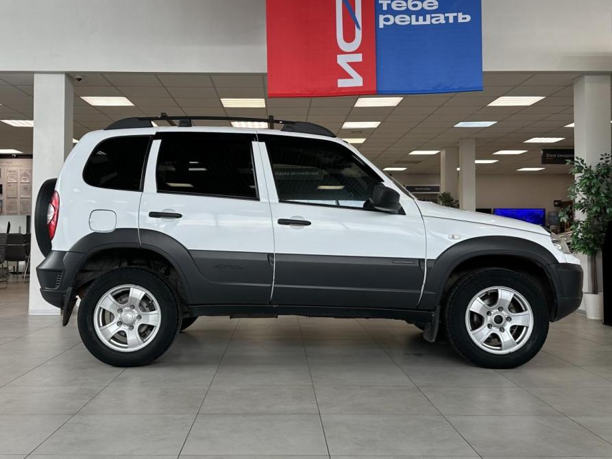 Chevrolet Niva I Рестайлинг Москва  - изображение 6