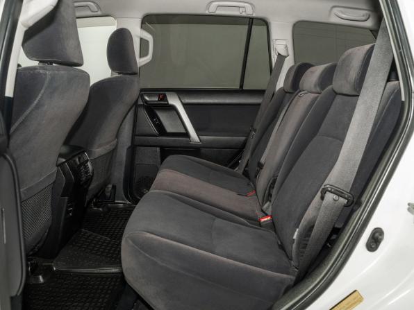 Toyota Land Cruiser Prado 150 Series Рестайлинг 1 с пробегом 2013 года, цена 3 652 000 рублей, 251800 км, внедорожник, Автокод Объявления