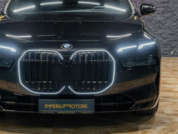 Новый BMW 7 серии VII (G70) 2025 года, цена 16 500 000 рублей, седан, Автокод Объявления