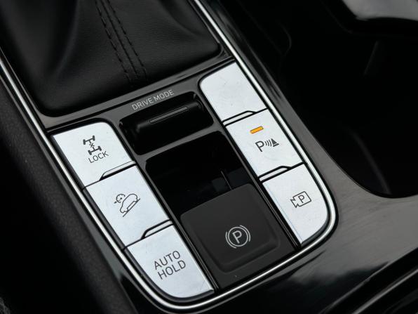 Hyundai Tucson IV Рестайлинг с пробегом 2023 года, цена 2 950 000 рублей, 105000 км, внедорожник, Автокод Объявления