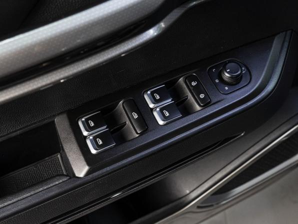 Geely Haoyue I Рестайлинг с пробегом 2021 года, цена 2 849 000 рублей, 53411 км, внедорожник, Автокод Объявления