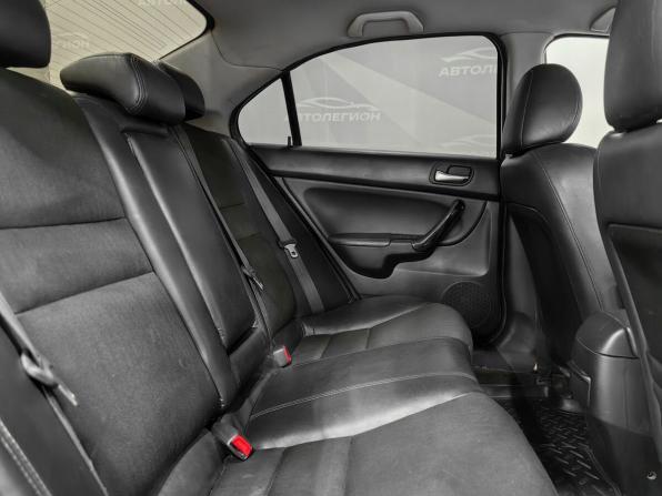 Honda Accord VII Рестайлинг с пробегом 2007 года, цена 700 000 рублей, 292521 км, седан, Автокод Объявления