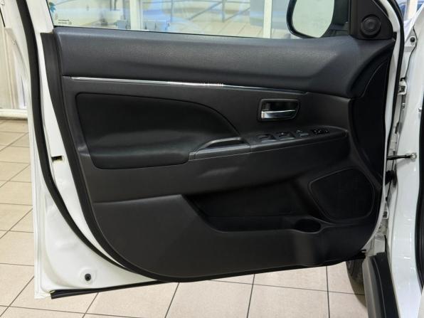 Mitsubishi ASX I Рестайлинг с пробегом 2012 года, цена 950 000 рублей, 111851 км, внедорожник, Автокод Объявления