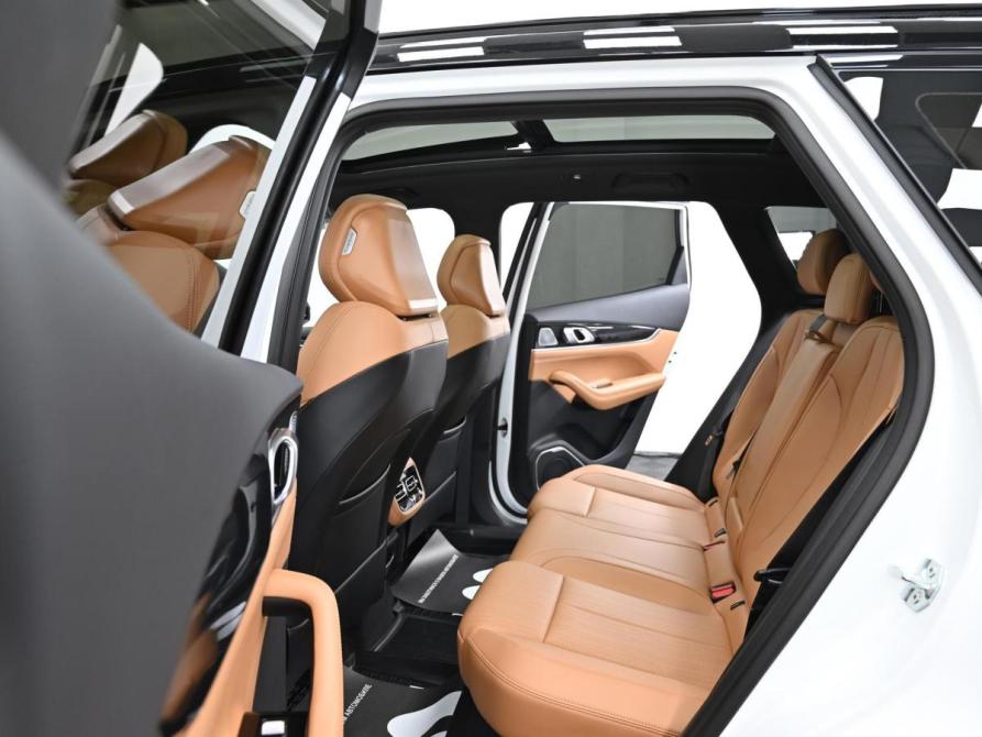 Geely Atlas II Москва  - изображение 17