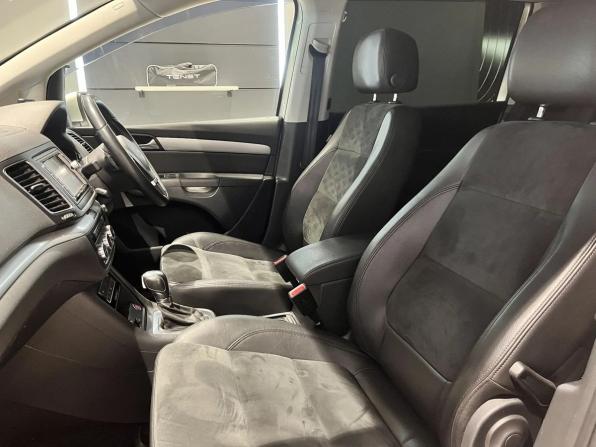 Volkswagen Sharan II с пробегом 2013 года, цена 1 450 000 рублей, 64062 км, минивэн, Автокод Объявления