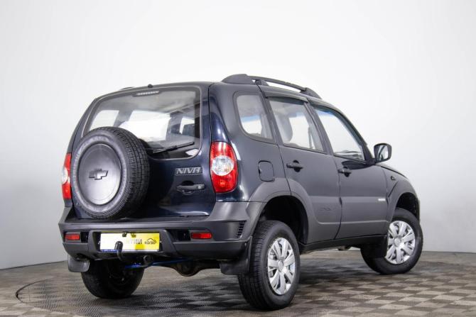Chevrolet Niva I Рестайлинг с пробегом 2015 года, цена 559 000 рублей, 115000 км, внедорожник, Автокод Объявления