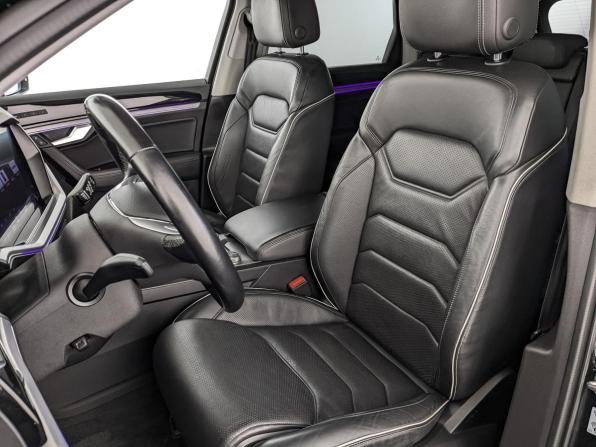 Volkswagen Touareg III с пробегом 2018 года, цена 5 650 000 рублей, 106505 км, внедорожник, Автокод Объявления