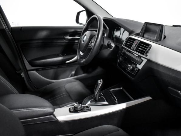 BMW 1 серии II (F20/F21) Рестайлинг 2 с пробегом 2017 года, цена 1 665 000 рублей, 128691 км, хэтчбек, Автокод Объявления