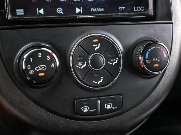 Kia Soul I Рестайлинг с пробегом 2013 года, цена 1 219 000 рублей, 64065 км, хэтчбек, Автокод Объявления