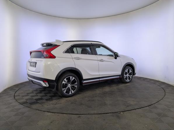Mitsubishi Eclipse Cross I с пробегом 2018 года, цена 2 100 000 рублей, 78498 км, внедорожник, Автокод Объявления