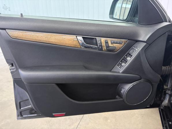 Mercedes-Benz C-Класс III (W204) с пробегом 2008 года, цена 1 077 000 рублей, 231031 км, седан, Автокод Объявления
